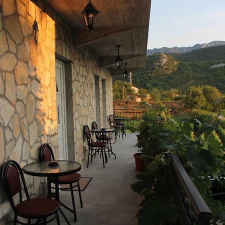 Studio And Winery Kalimut Guest House Virpazar Exterior photo